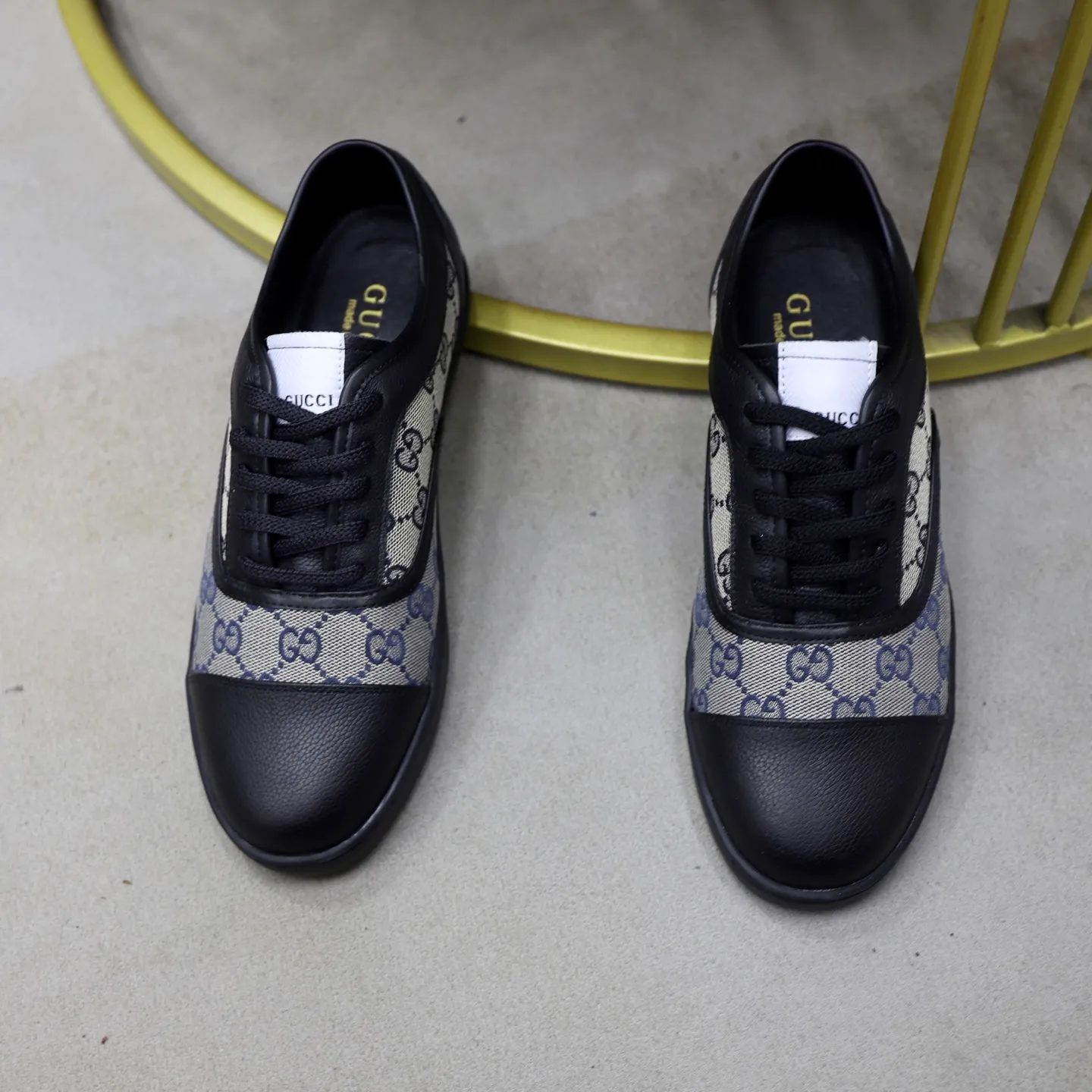 Men's shoes: 400💰🙅‍♂️🙅‍♂️🙅‍♂️ Brand: GUCCI Standard code: 38-44 Grade: Same as the official website Material: Original leather splicing Comfortable sheepskin lining Lightweight wear-resistant outsole Style category: Men's fashionable casual shoes Running sneakers Distinguished luxury brand elements Top luxury Color: Actual picture color